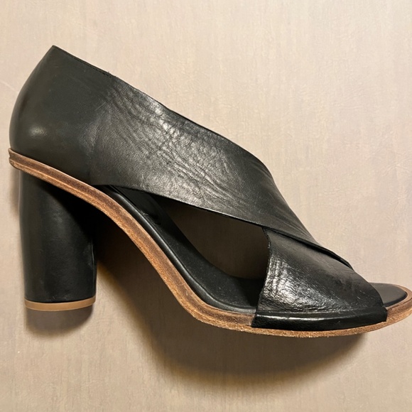 Del Carlo Black Open Toe High Heel Platforms main image 9